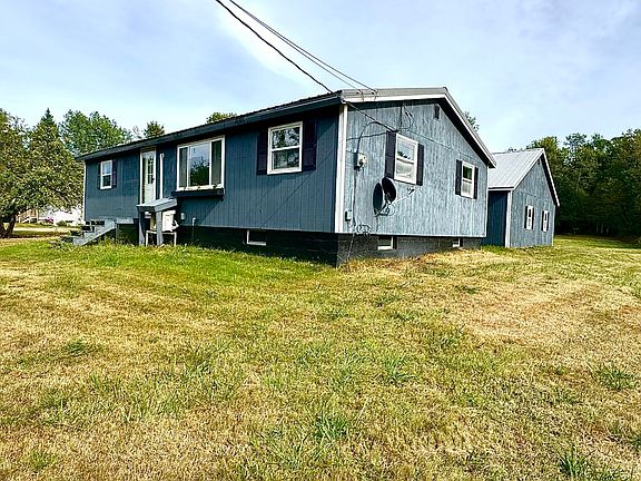 3rd image of 40 Cove Road