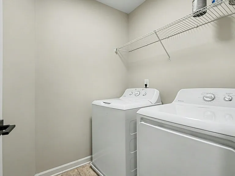 5873 Keystone Ln — Photo 26