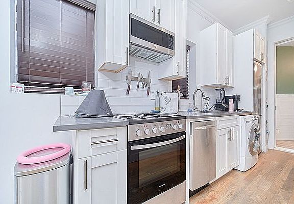 2nd image of 238 E 33rd St APT 18