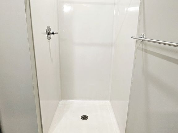 4th image of 1101 Portage St APT 211