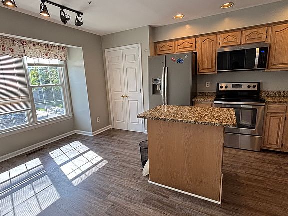 4th image of 2107 Colonel Way