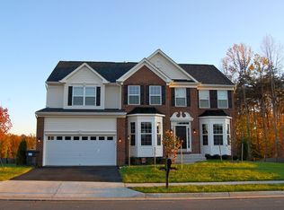 5337 Macdonald Rd, Woodbridge, VA 22193