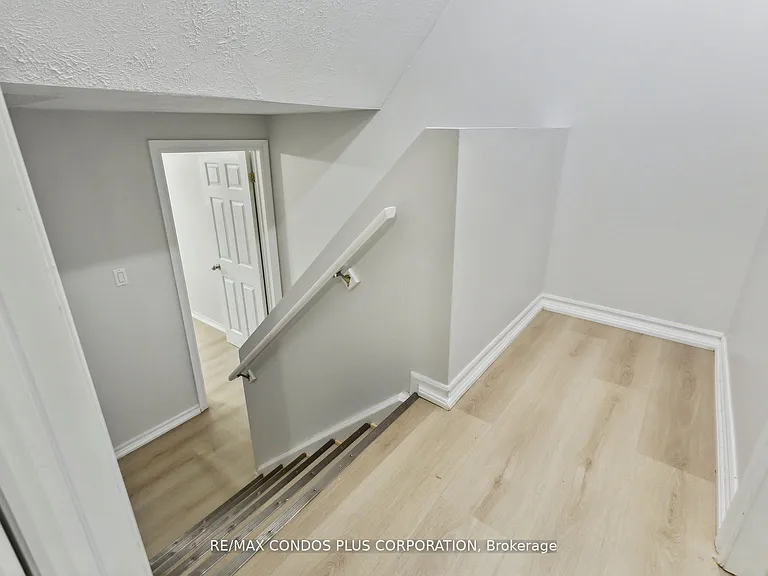 294 Fergus Ave #2 — Photo 23