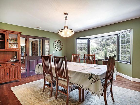 5th image of 3226 Cornwall Dr