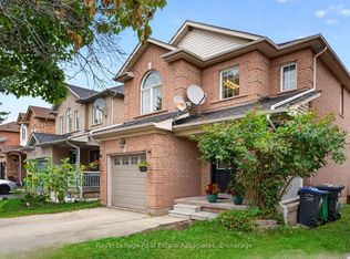 43 Hillsburgh Dr, Brampton, ON L6X4Z4