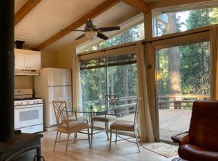 1120 Laurel Cir, Arnold, CA 95223