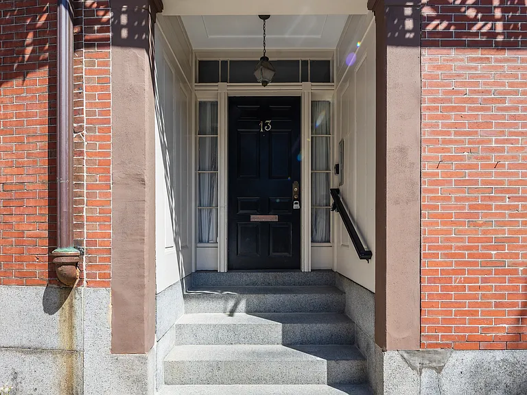 13 Harvard St #2 — Photo 20