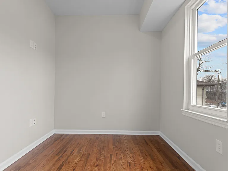 178 Union Ave — Photo 45
