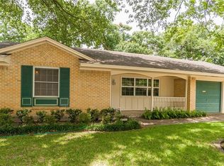10517 Lake Gardens Dr, Dallas, TX 75218