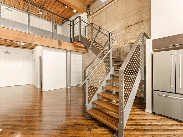 530 S Hewitt St #129 — Photo 10