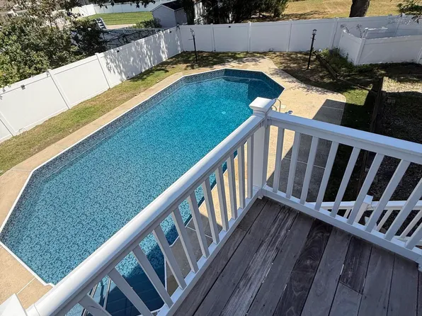 445 Slocum Pl, Oakhurst, NJ 07755