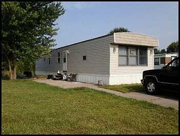 2nd image of 2122 Valley Dr