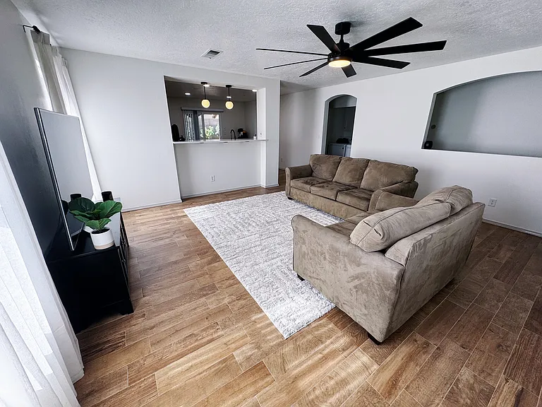 7520 Button Quail Ave NW — Photo 1