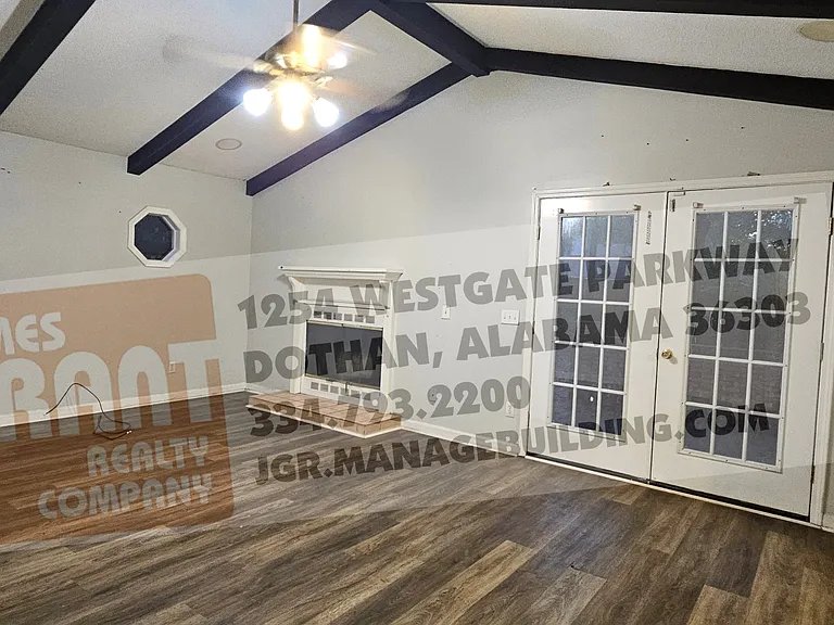 211 Plantation Rd — Photo 16
