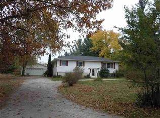 820 S 250 E, Knox, IN 46534