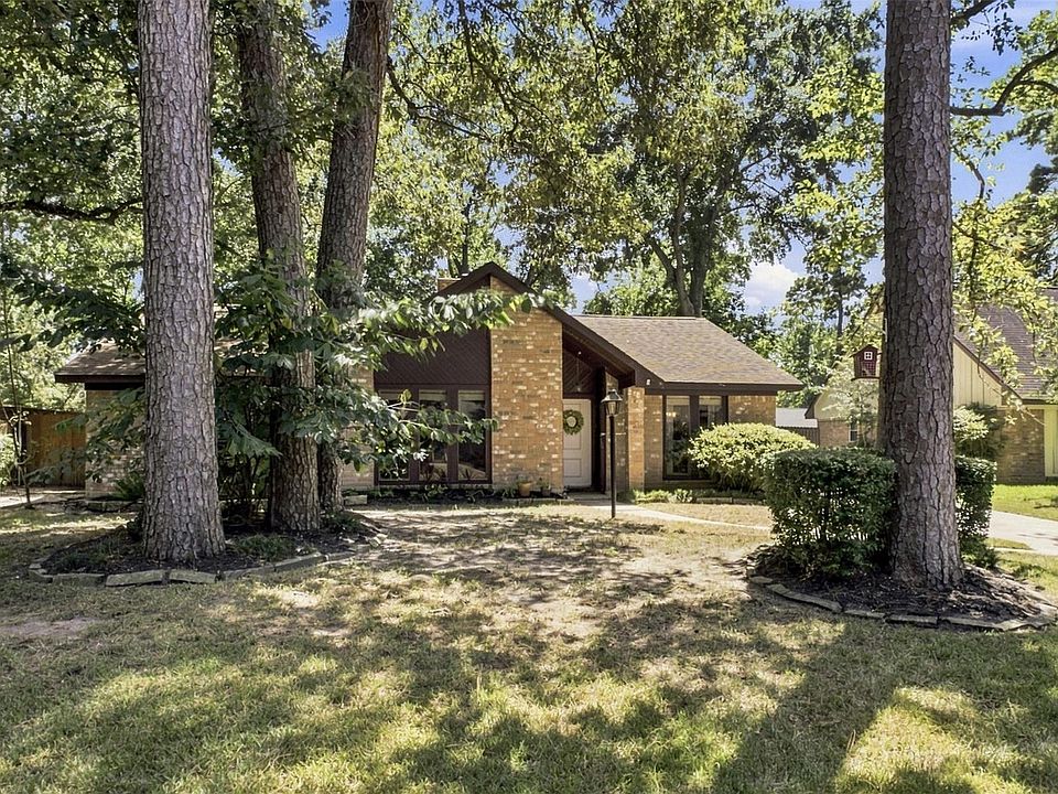 1st image of 2218 Silver Falls Dr