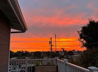 1107 Gardena Rd #A, Encinitas, CA 92024