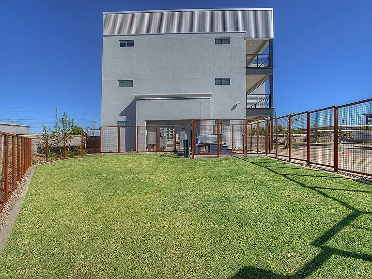 District Lofts — Photo 17