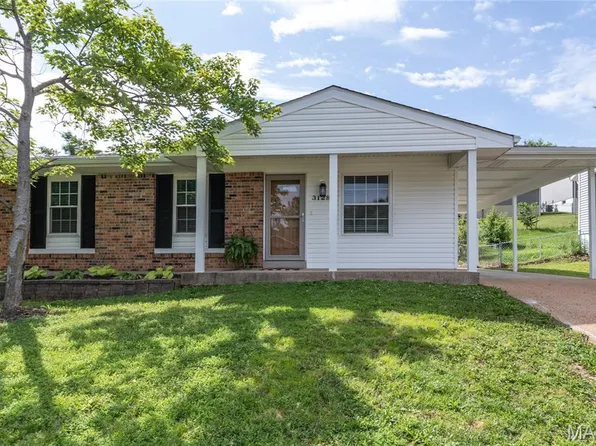 3128 Pinebrook Dr, Arnold, MO 63010