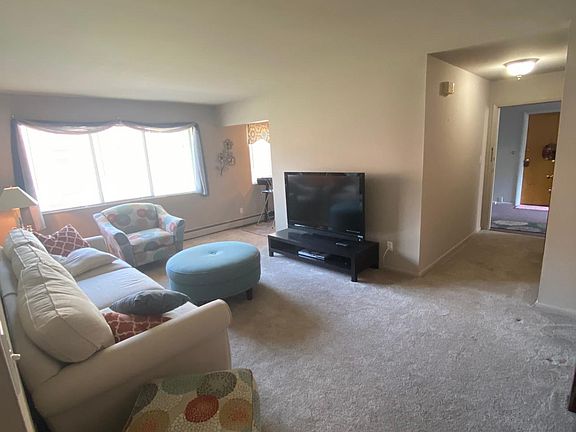 3rd image of 4121 Gratiot Ave #34