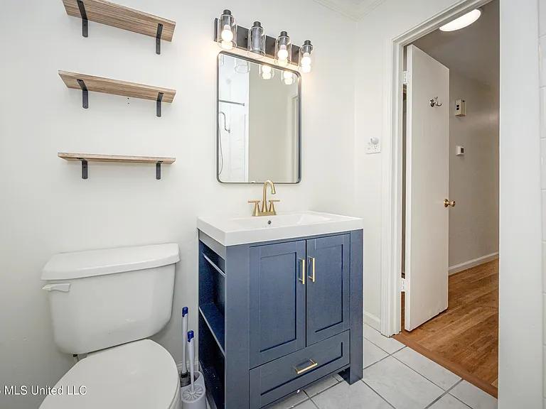1213 King Henry Dr — Photo 45