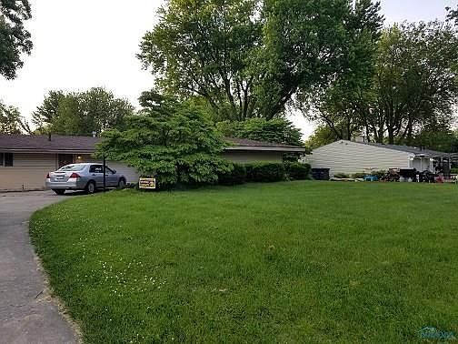 1st image of 2922 W Lincolnshire Blvd