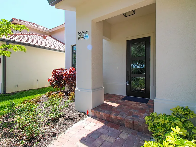 7968 Cordoba Pl — Photo 3