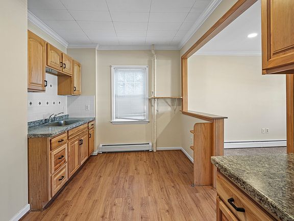 5th image of 407 Washington Ave #A