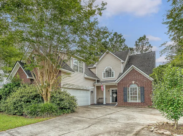30 Muirfield Village Ct, Summerville, SC 29483