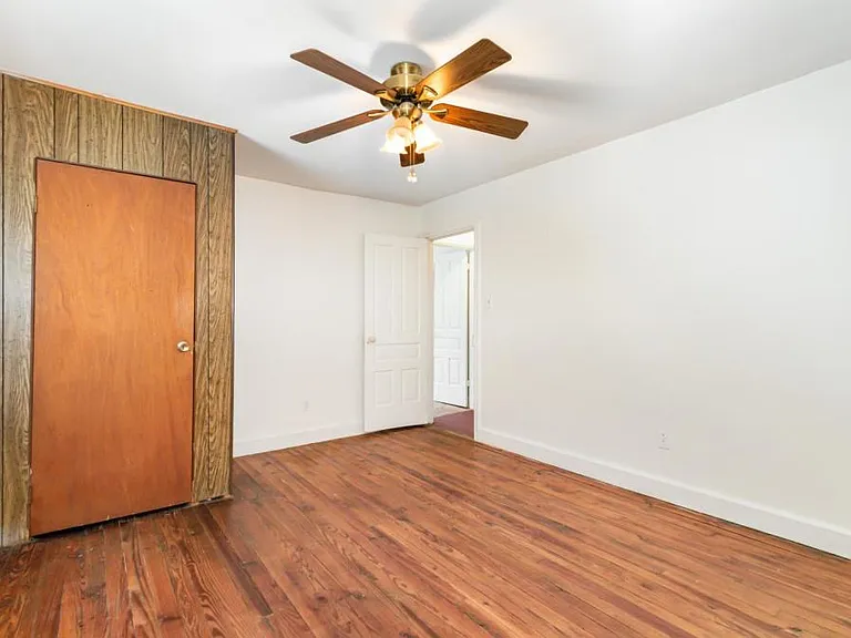 215 Pine Grove Rd — Photo 14