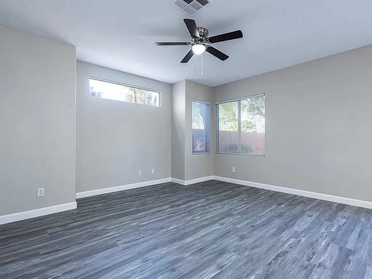 7019 Azure Beach St — Photo 21