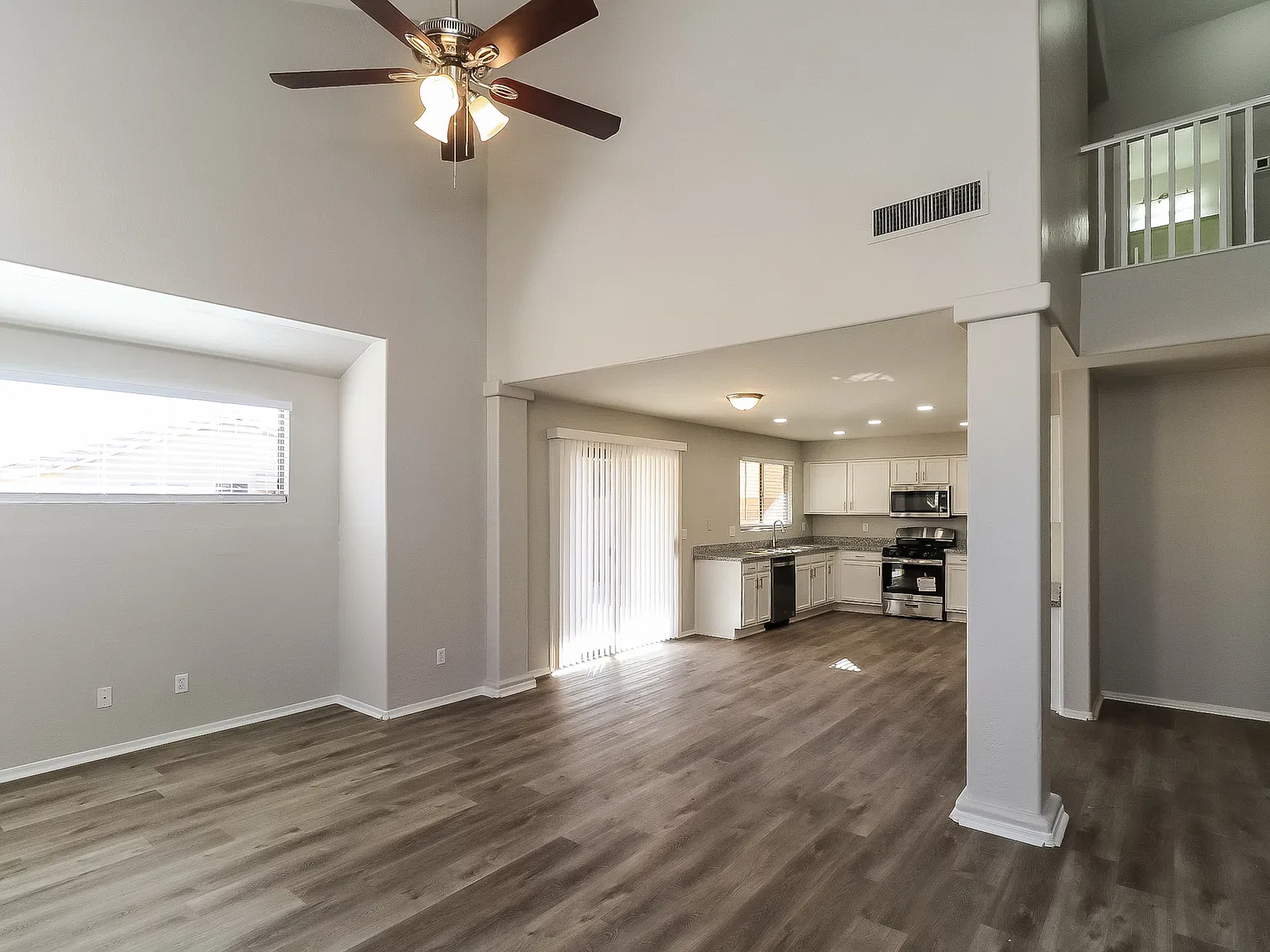 4 bed, 1787 sqft, $2,095 — Photo 3