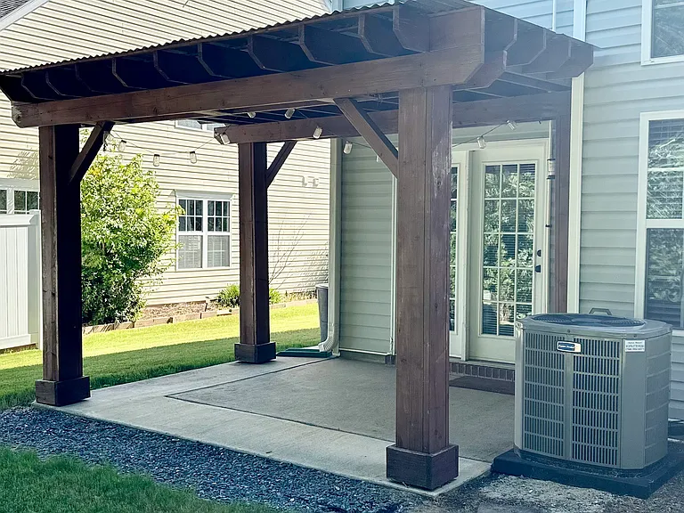 627 Rock Lake Gln — Photo 21