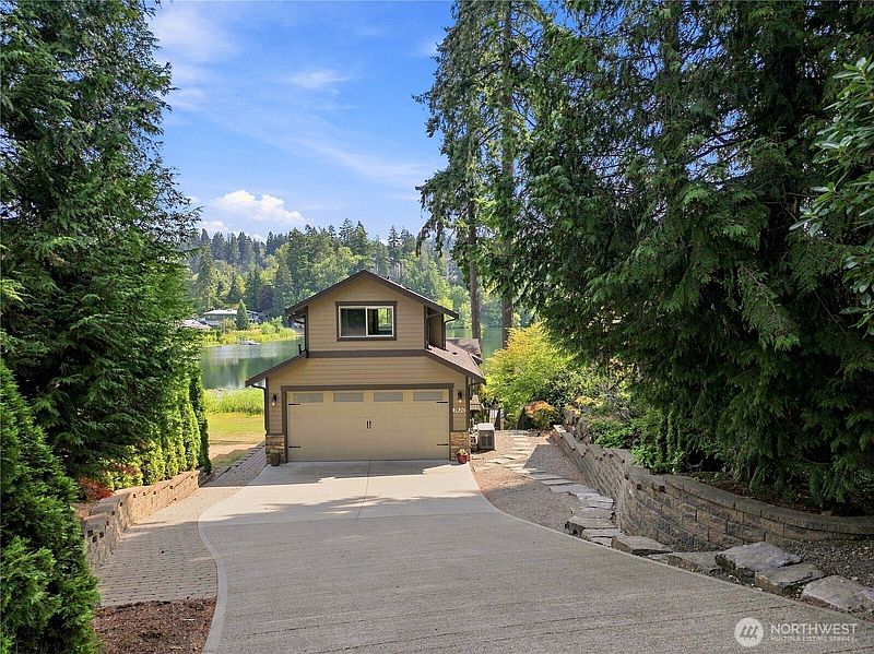2nd image of 7630 129th Avenue SE