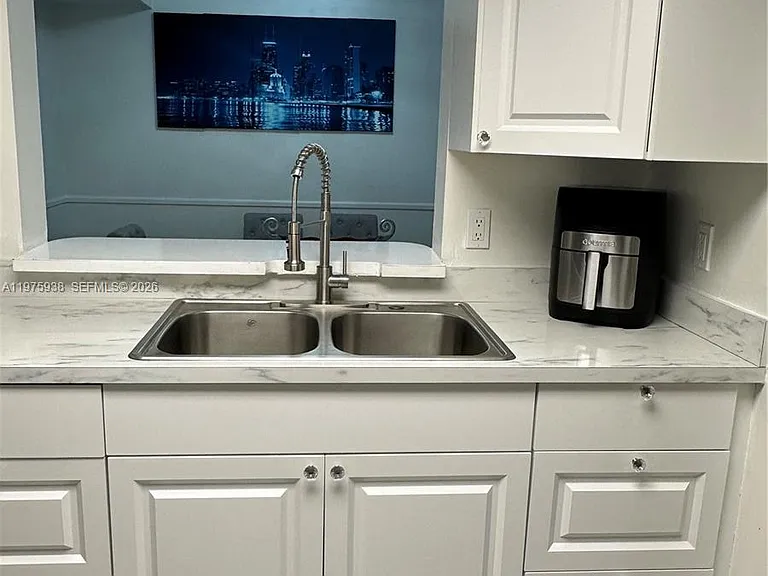 2055 SW 122nd Ave #425 — Photo 7
