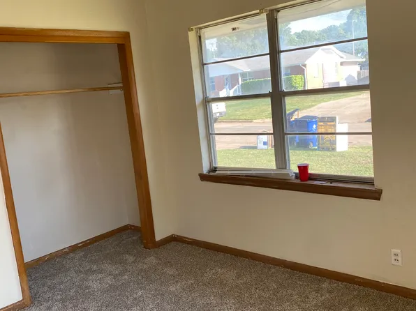 415 Olive Blvd, Lindsay, OK 73052