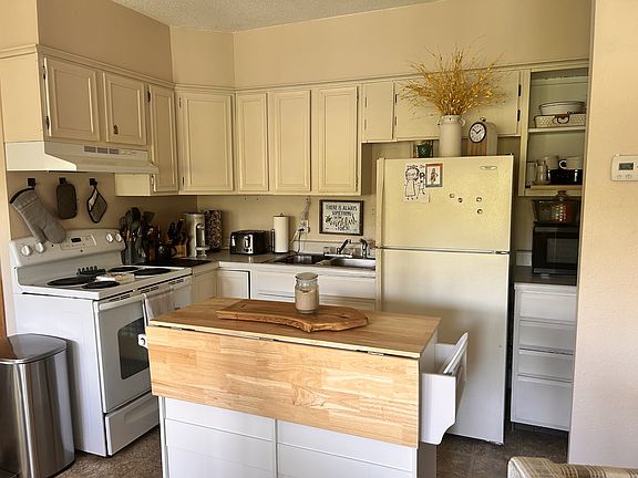 4th image of 406 Park Ave N #4