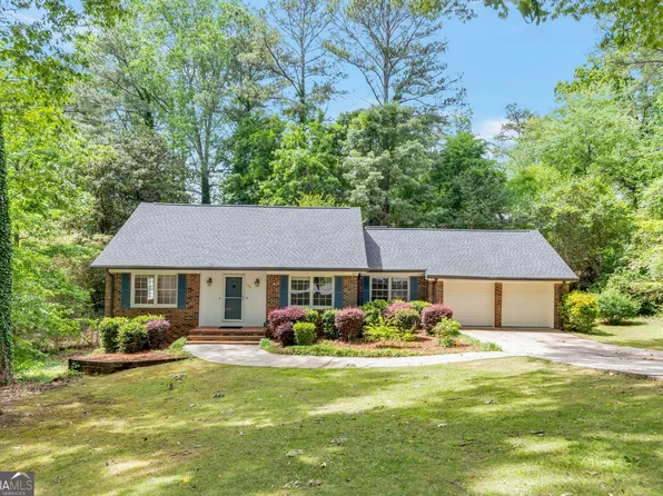 180 Dublin Ct SW, Mableton, GA 30126