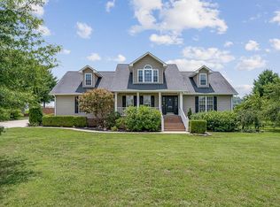 556 Imperial Dr, Sparta, TN 38583