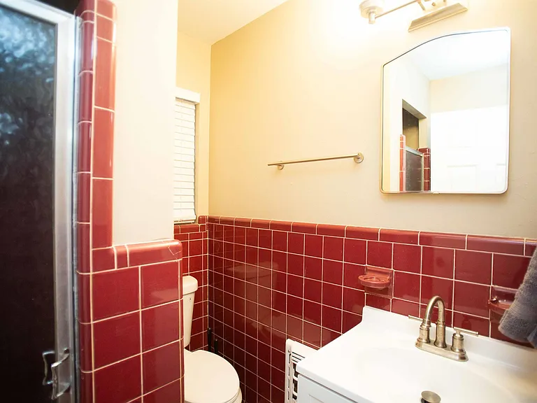 1512 Center St — Photo 16