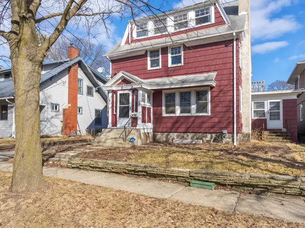 1037 1st St, Jackson, MI 49203