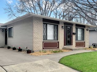 434 N Pleasant Dr, Glenwood, IL