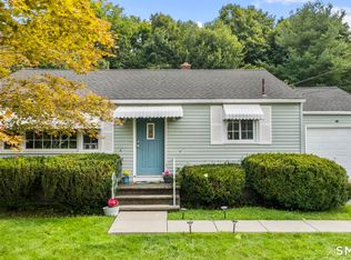 707 Oronoke Rd, Waterbury, CT 06708