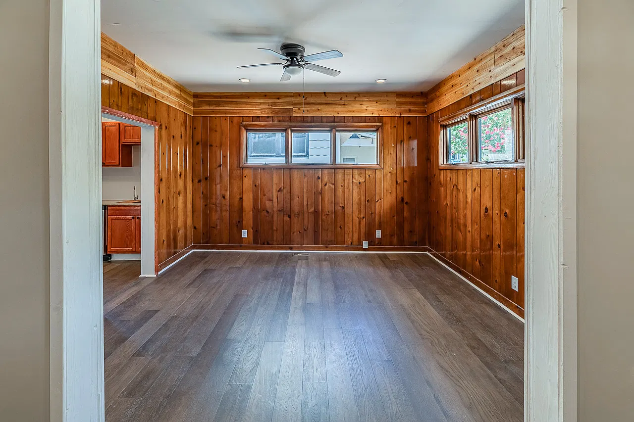 2 bed, $1,375 — Photo 4