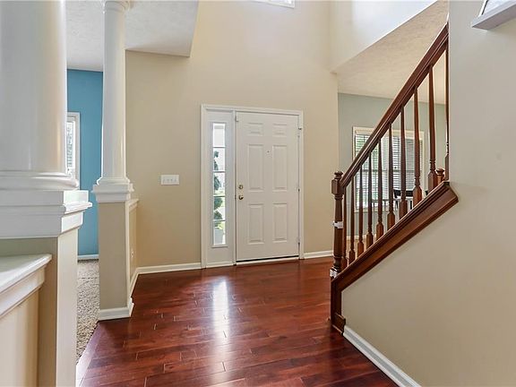 3rd image of 7920 Highland Meadows Dr