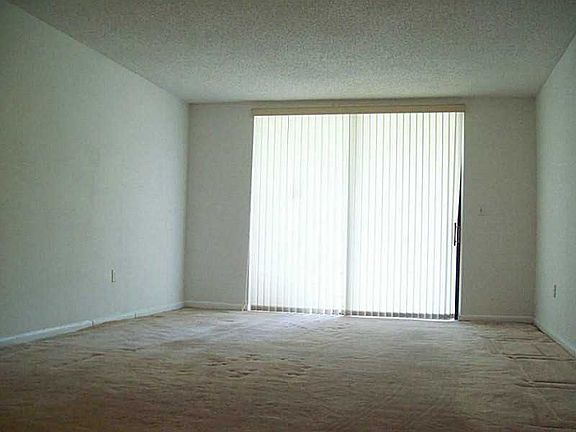 3rd image of 1810 SW 81st Ave APT 2109