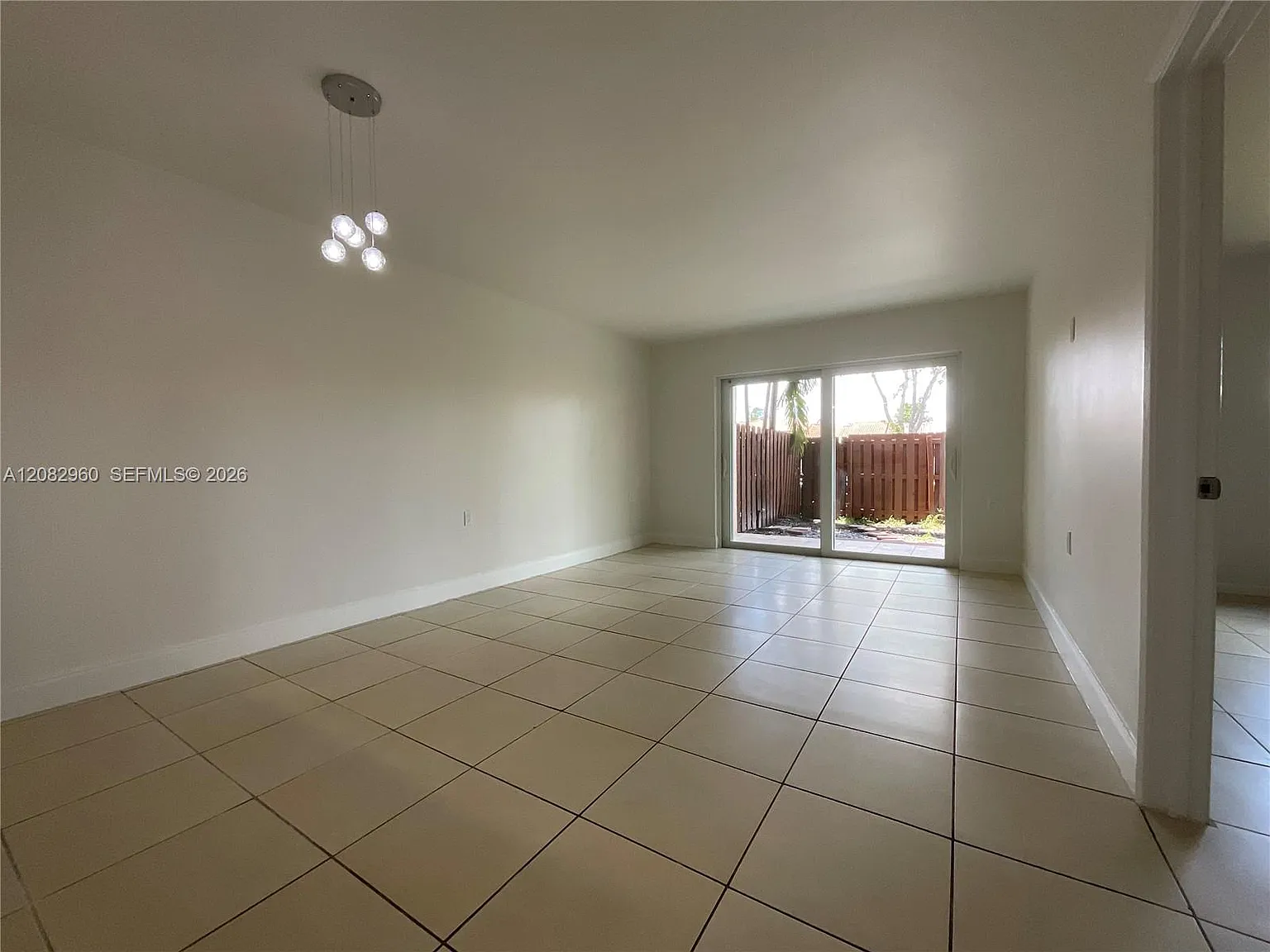 Pine Grove Condo — Photo 4