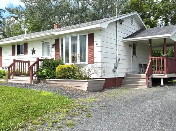 4 Flat Mountain Road, Saint Agatha, ME 04772