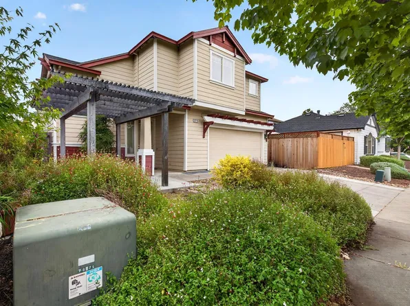 3315 Canyonlands Avenue, Santa Rosa, CA 95407