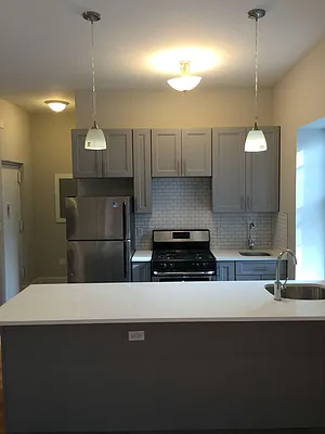 Rented by Mdays Realty | media 31